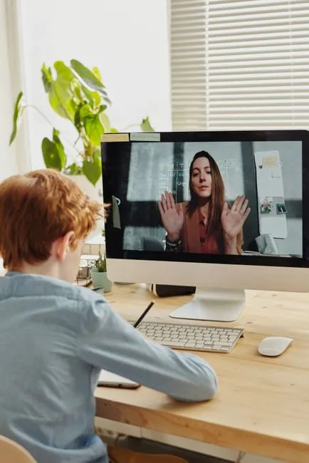 A person speaking with expressive intonation in conversation